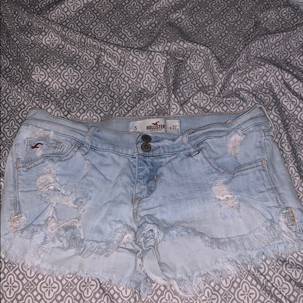 Extremely destroyed short size 5